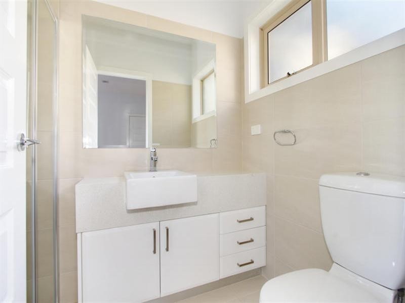 1/18 Jingella Avenue, Ashwood VIC 3147