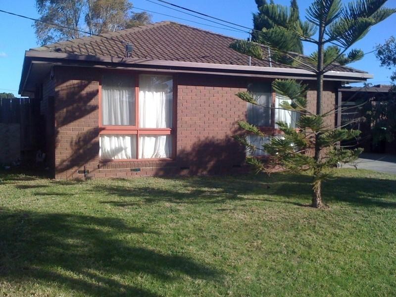 2 Carbine Avenue, Clayton South VIC 3169