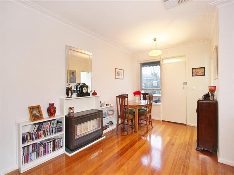 2/3 Maroo Street, Hughesdale VIC 3166