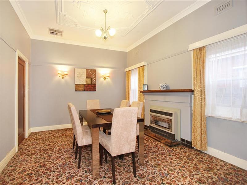 97 Kangaroo Road, Hughesdale VIC 3166