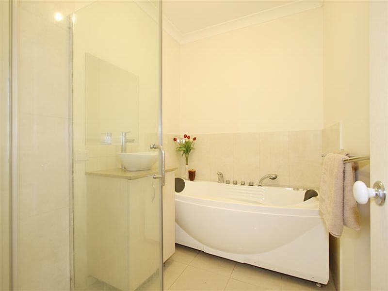 2/16 Mallawa Street, Clayton South VIC 3169