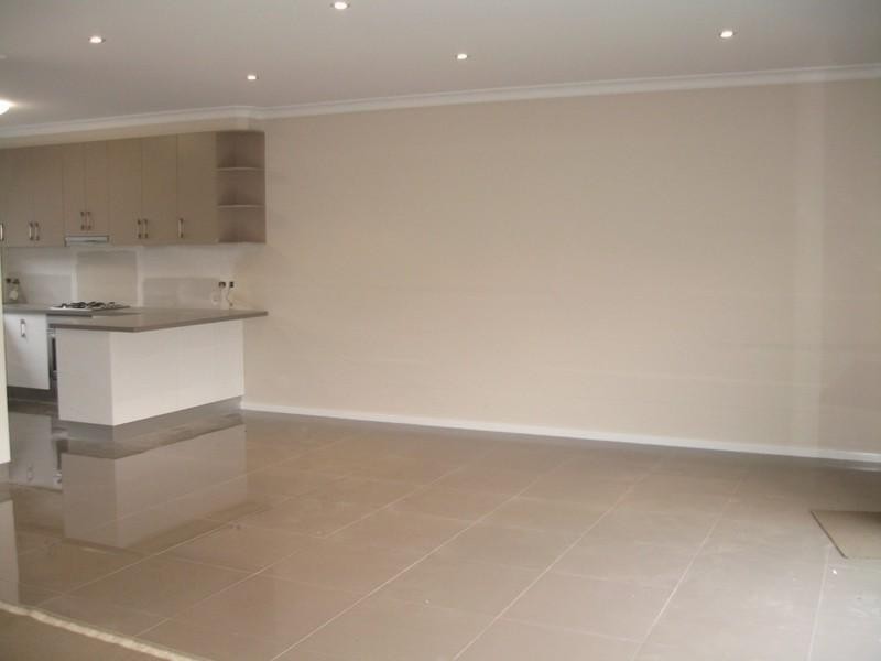 2/10 Moorong Street, Chadstone VIC 3148