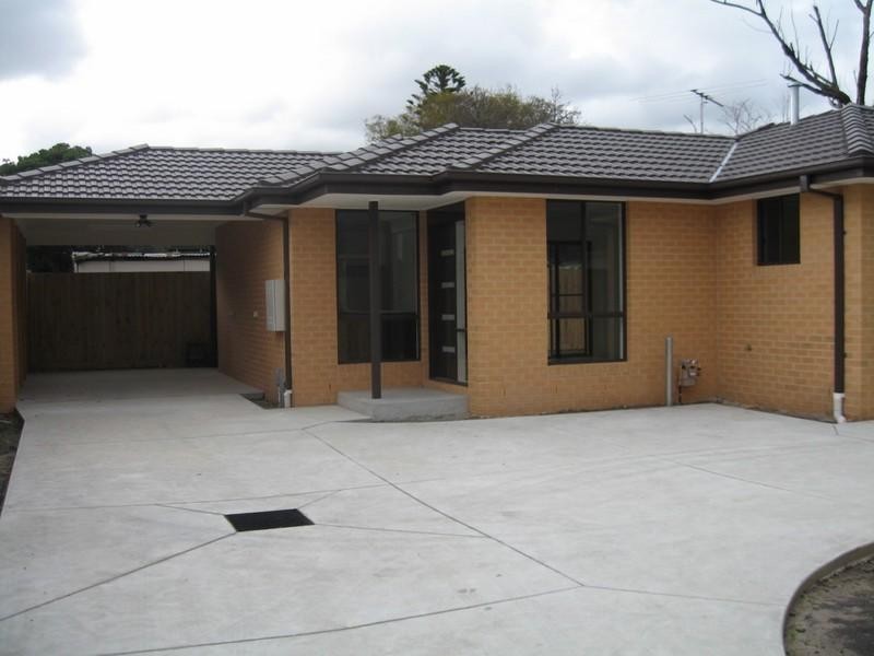 2/11 Nardoo Court, Clayton VIC 3168