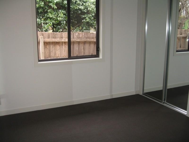 2/11 Nardoo Court, Clayton VIC 3168