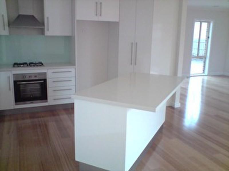 2/30 Tennyson Avenue, Clayton VIC 3168