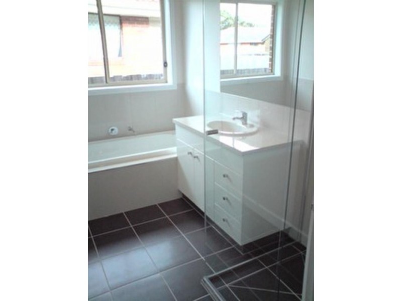 2/30 Tennyson Avenue, Clayton VIC 3168