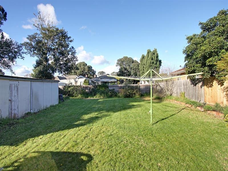 18 Ward Avenue, Oakleigh South VIC 3167