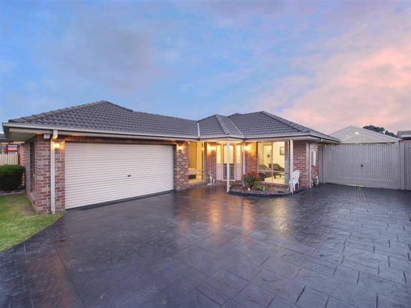 43 Simmonds Street, Hughesdale VIC 3166