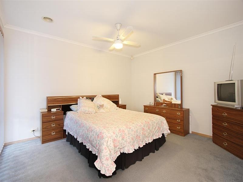 43 Simmonds Street, Hughesdale VIC 3166