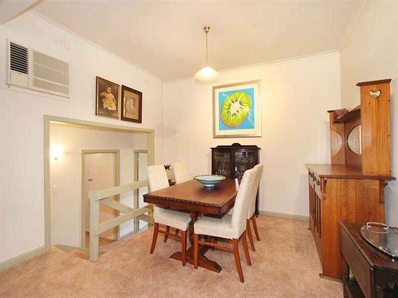 8 Turnbull Avenue, Oakleigh East VIC 3166