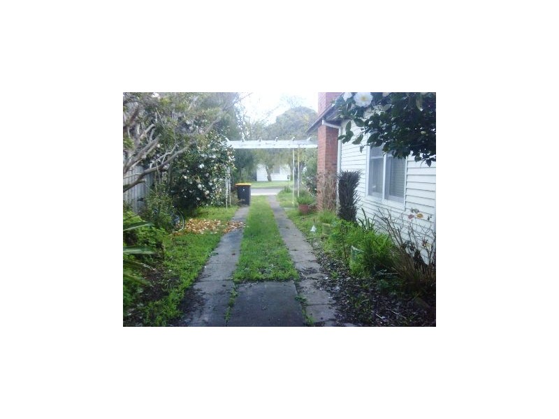 12 Koonawarra Street, Clayton VIC 3168