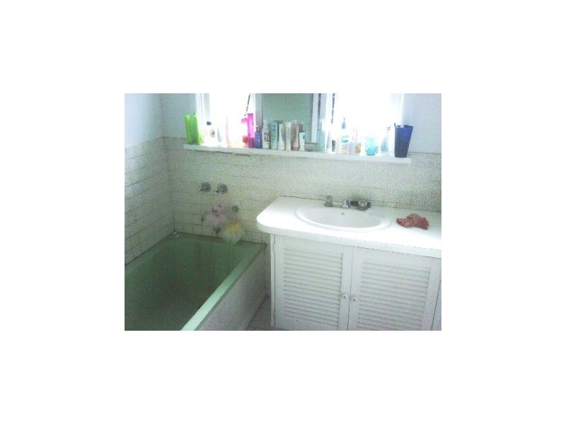 12 Koonawarra Street, Clayton VIC 3168