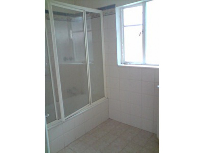 2/8 Harrison Avenue, Burwood VIC 3125