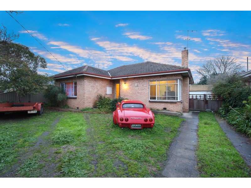 17 Edinburgh Street, Bentleigh East VIC 3165