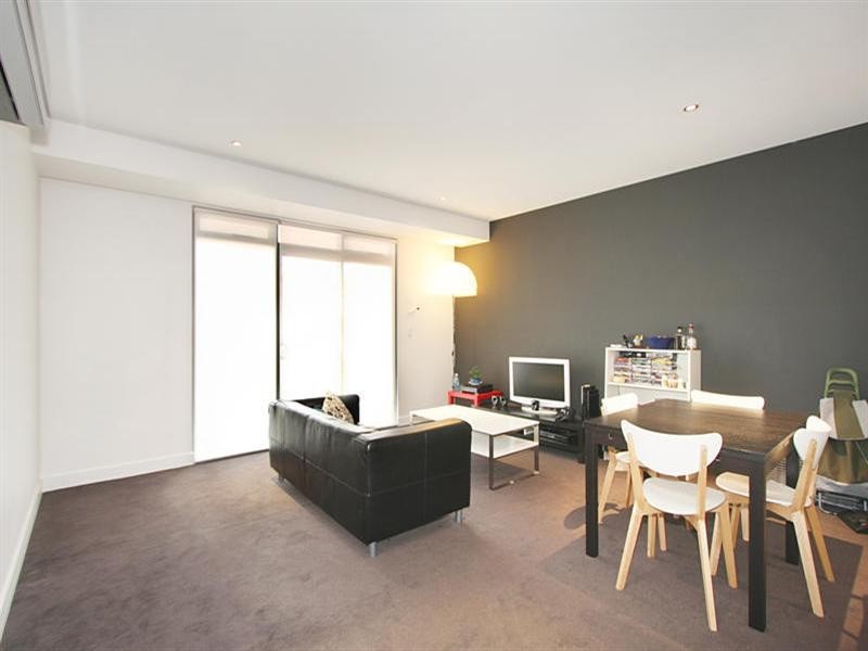 305/120 Studio Lane, Docklands VIC 3008