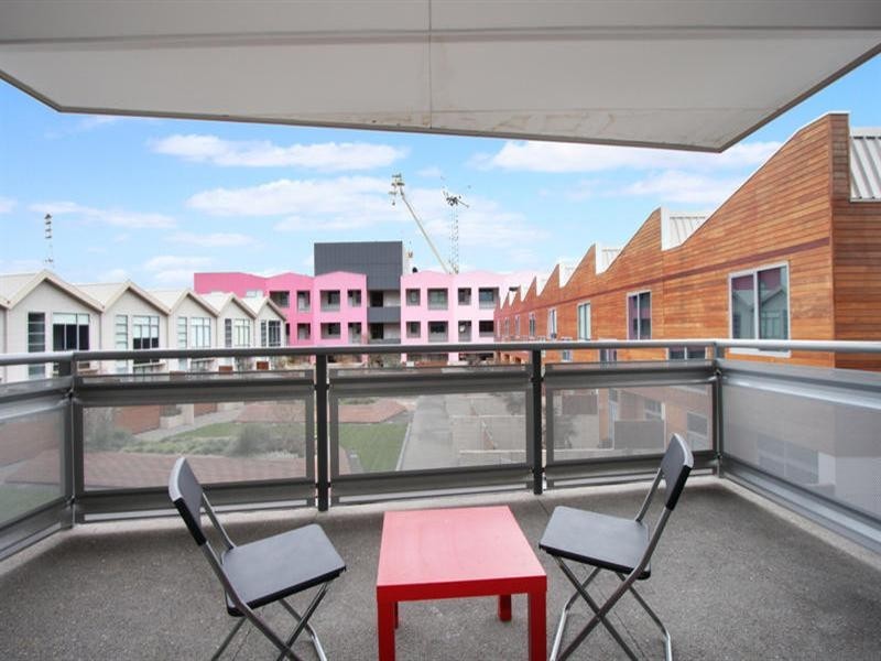 305/120 Studio Lane, Docklands VIC 3008