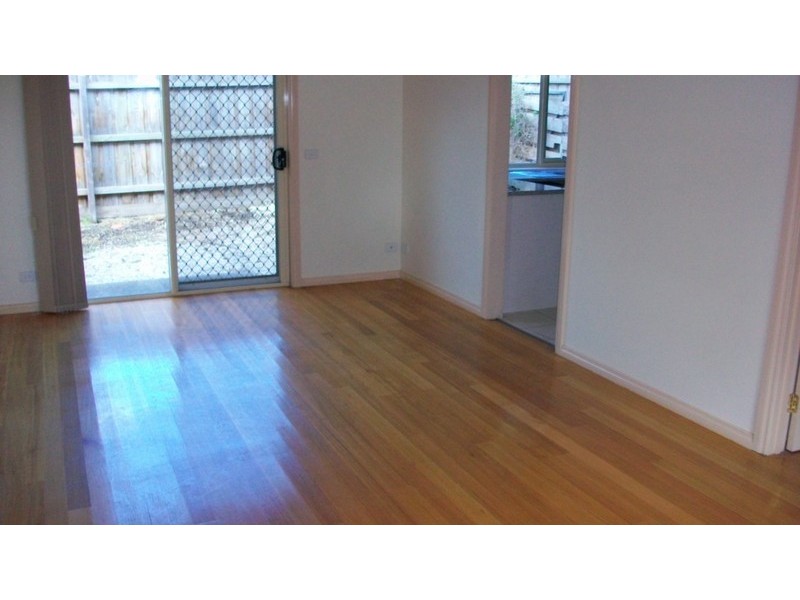 1/4 Bullarto Street, Chadstone VIC 3148