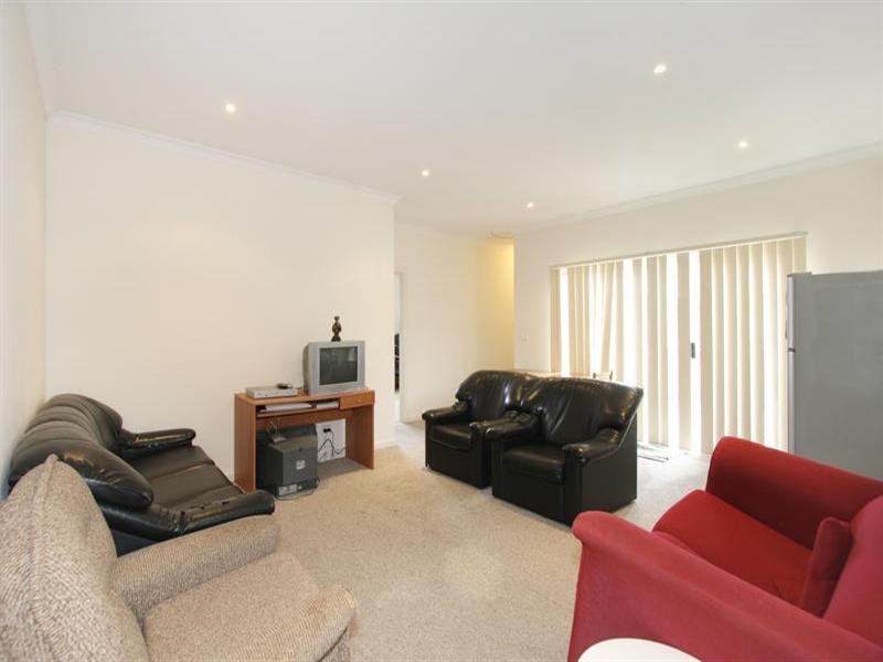 1/17 Panorama Street, Clayton VIC 3168