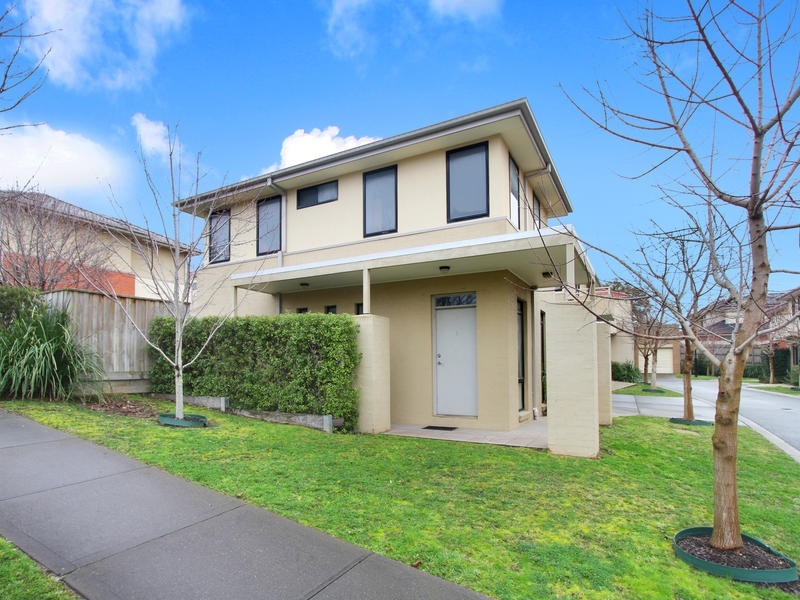 1 Shady Mews, Clayton VIC 3168