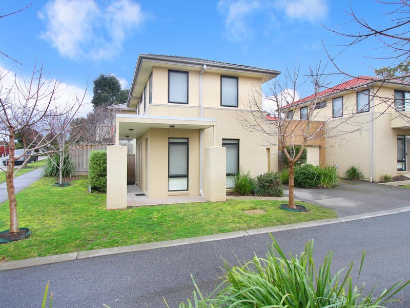 1 Shady Mews, Clayton VIC 3168
