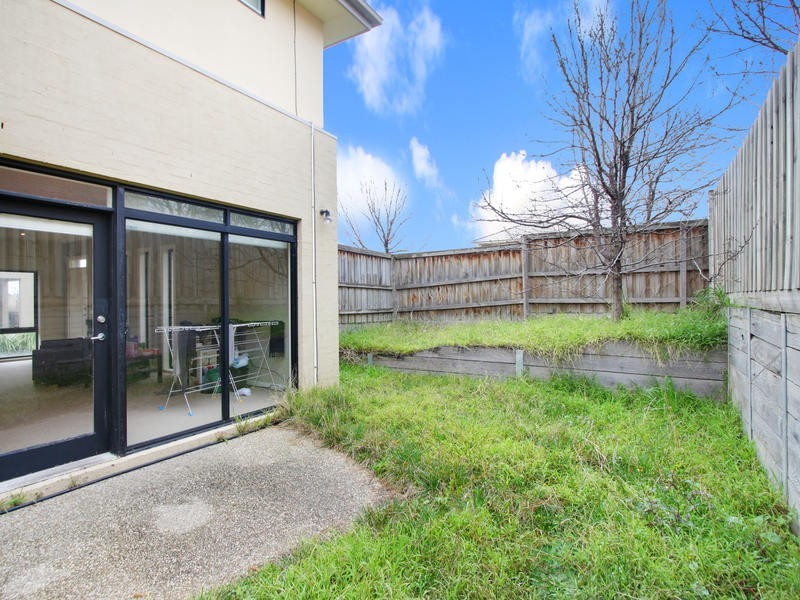 1 Shady Mews, Clayton VIC 3168