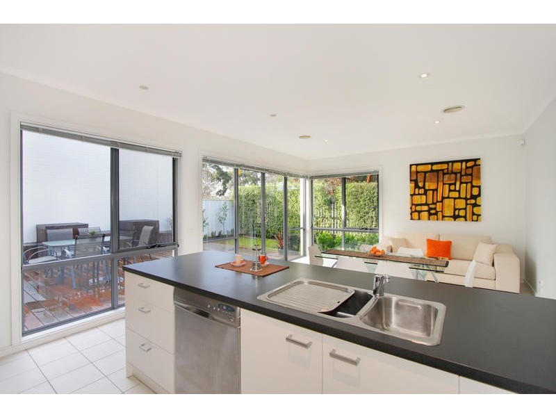 6 Muirfield Close, Heatherton VIC 3202