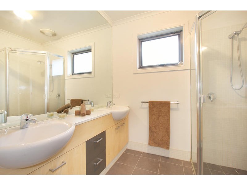 6 Muirfield Close, Heatherton VIC 3202