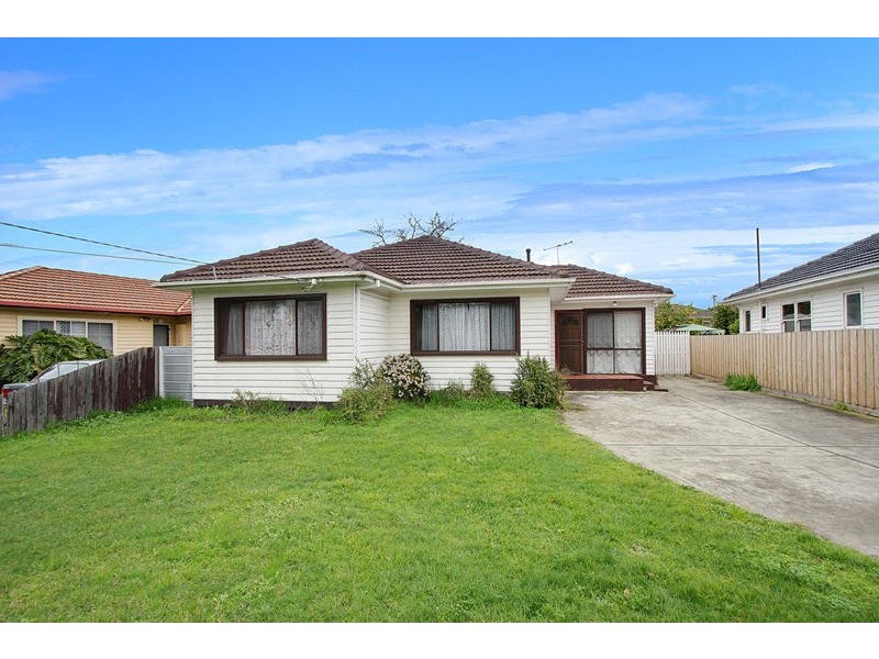 5 Arunta Crescent, Clarinda VIC 3169