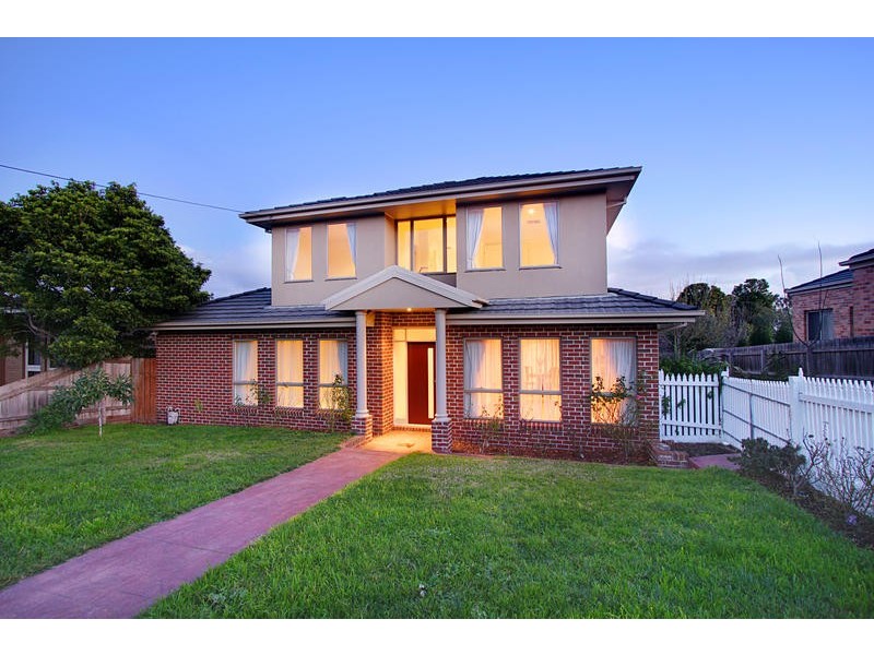 1/2 Simpson Drive, Mount Waverley VIC 3149