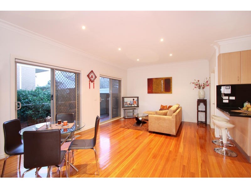 1/2 Simpson Drive, Mount Waverley VIC 3149