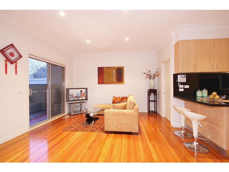 1/2 Simpson Drive, Mount Waverley VIC 3149