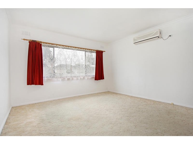 5 Arunta Crescent, Clayton South VIC 3169