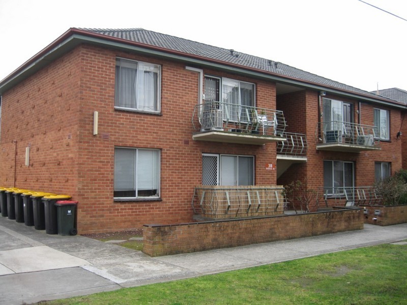 8/3B Warrigal Road, Hughesdale VIC 3166