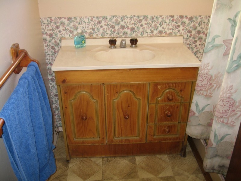 85 Power Avenue, Chadstone VIC 3148