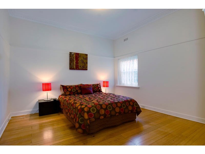 8 Brisbane Street, Murrumbeena VIC 3163