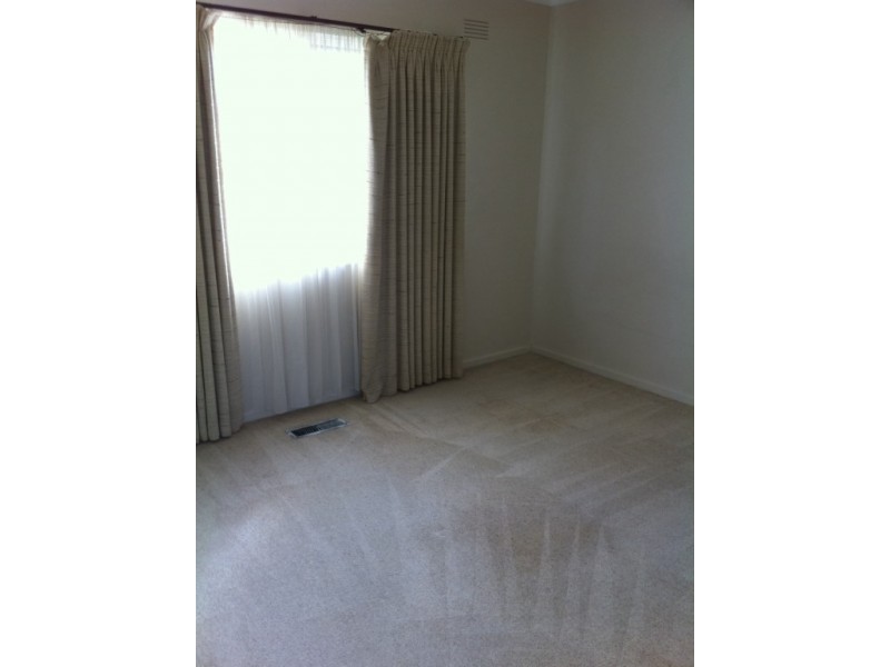 10 Aldrin Drive, Mount Waverley VIC 3149