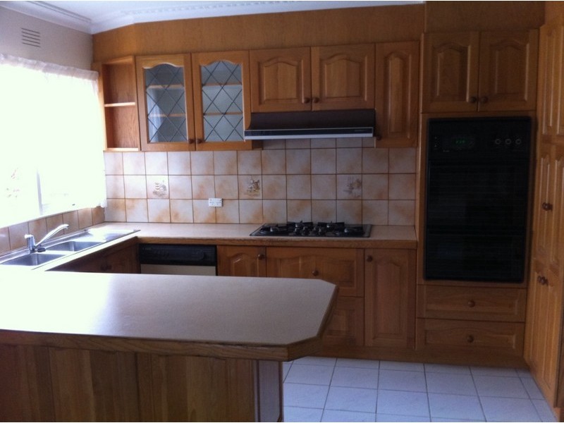 10 Aldrin Drive, Mount Waverley VIC 3149