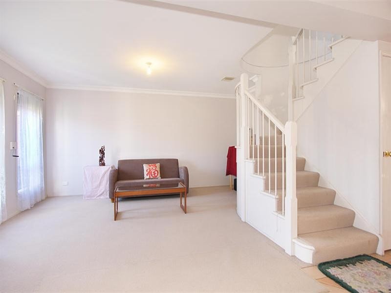 13 Savannah Place, Chadstone VIC 3148