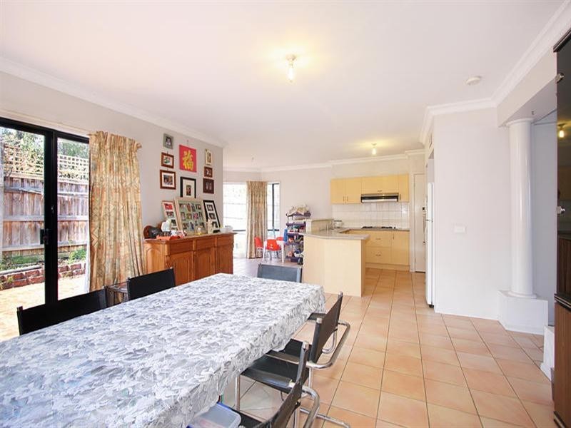 13 Savannah Place, Chadstone VIC 3148