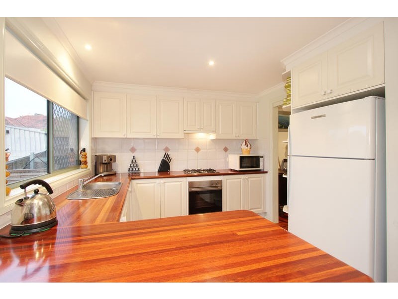 4/142 Ferntree Gully Road (Facing Highland Avenue), Oakleigh East VIC 3166