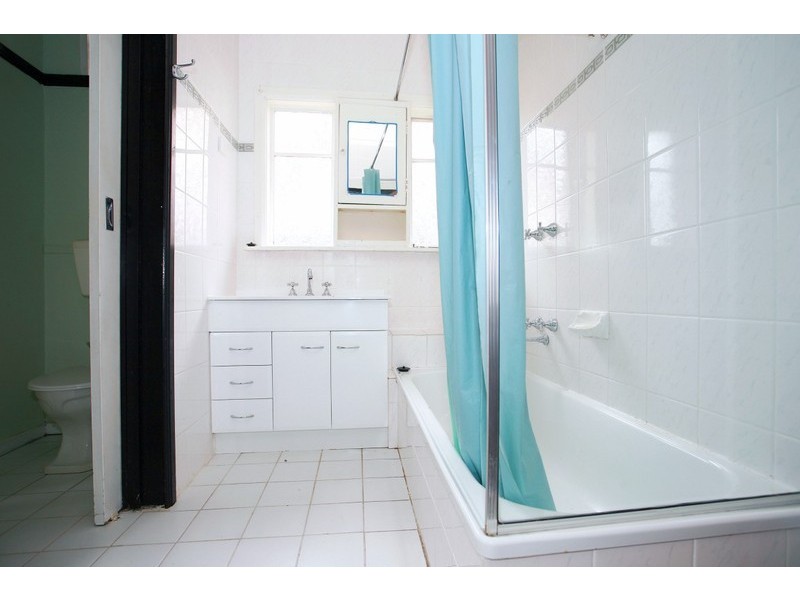 52 Barrani Street, Bentleigh East VIC 3165