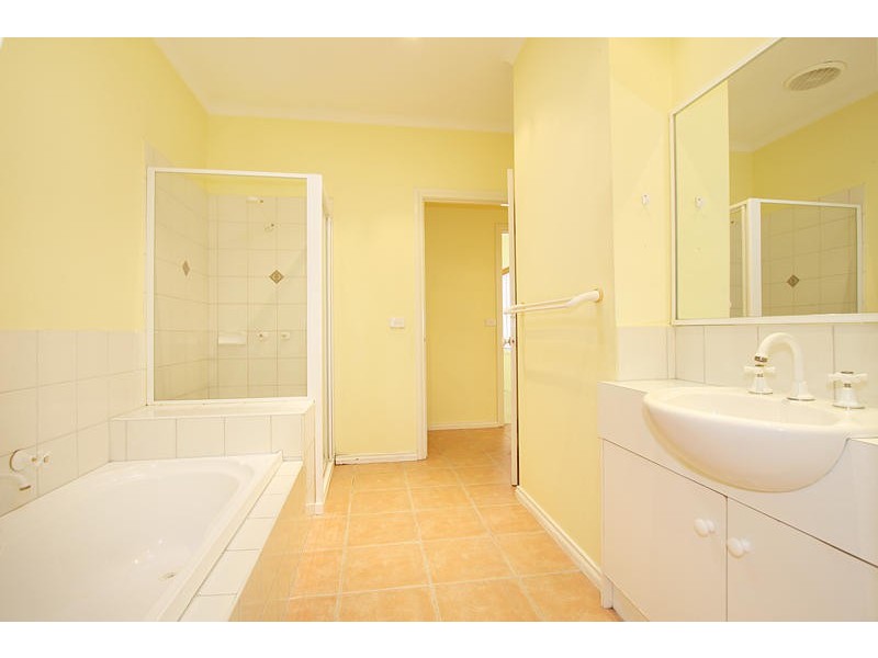 69 View Street, Clayton VIC 3168