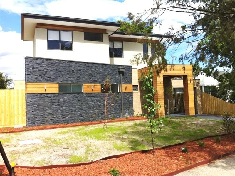 1/24 Gordon Avenue, Oakleigh East VIC 3166