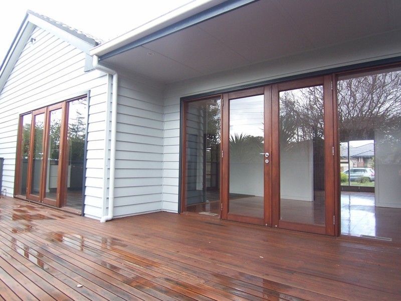 9 Prior Road, Malvern East VIC 3145