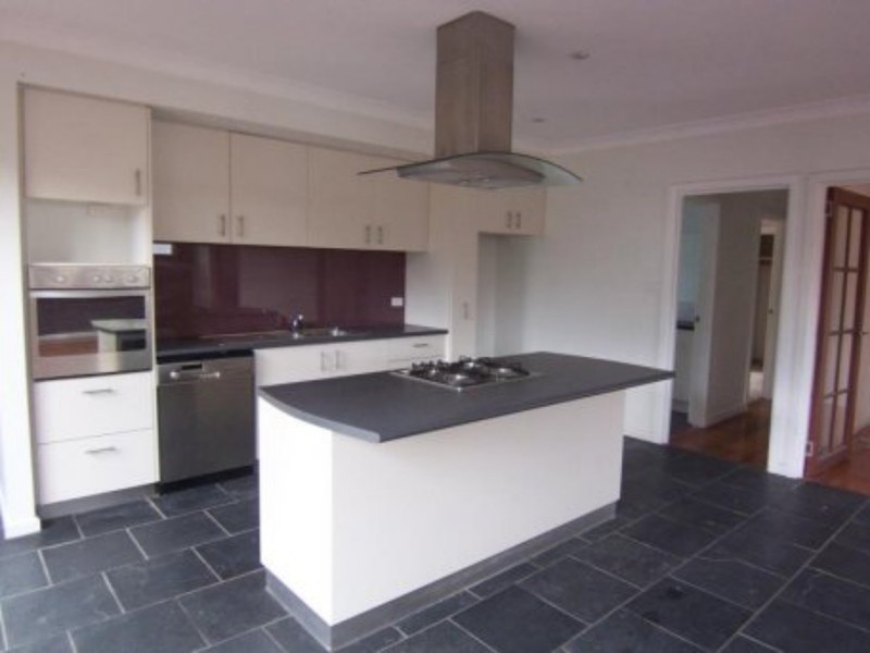 9 Prior Road, Malvern East VIC 3145