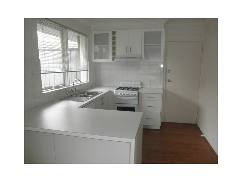 2/637 Blackburn Road, Clayton VIC 3168