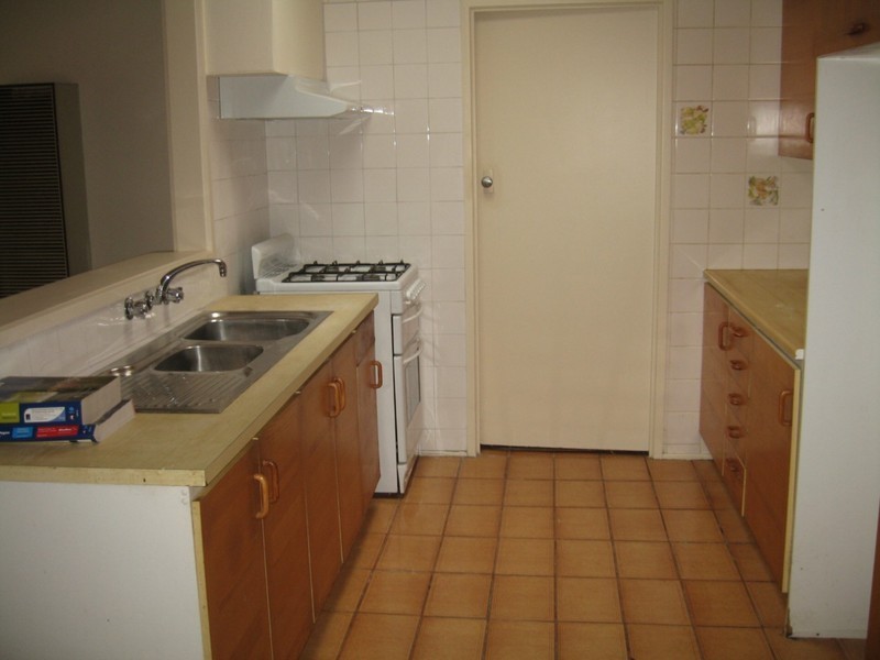 2 Akuna Avenue, Clayton VIC 3168