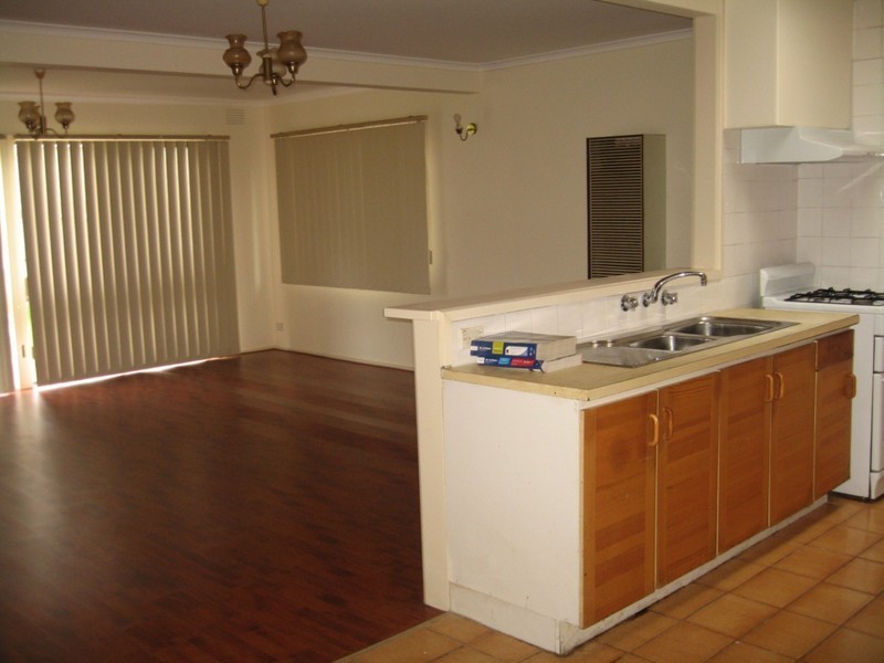 2 Akuna Avenue, Clayton VIC 3168