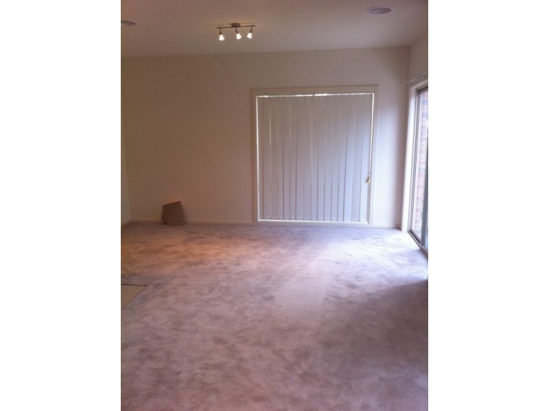 8/699-701 Heatherton Road, Clayton South VIC 3169