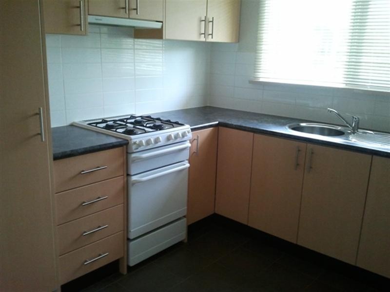 2/10 Beckett Street, Chadstone VIC 3148